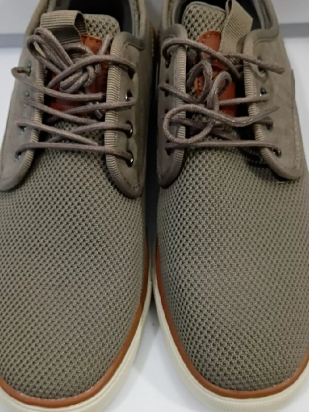 STEVE MADDEN Men's Taupe Lace Up Oxford Shoes - SIZE 9 NWT - Picture 2 of 8